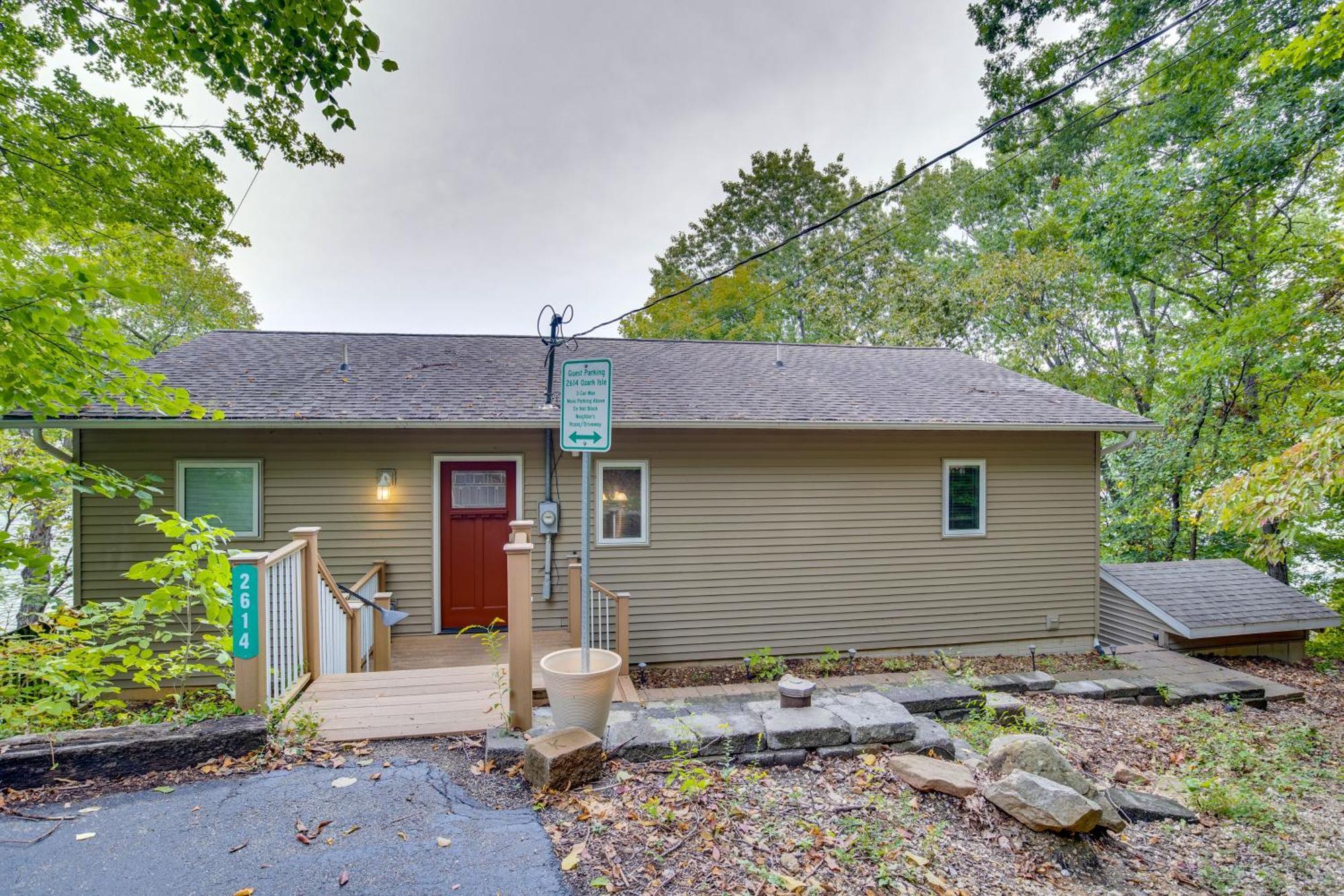 Ideally Located Waterfront Home With Private Dock! Camdenton Exterior photo